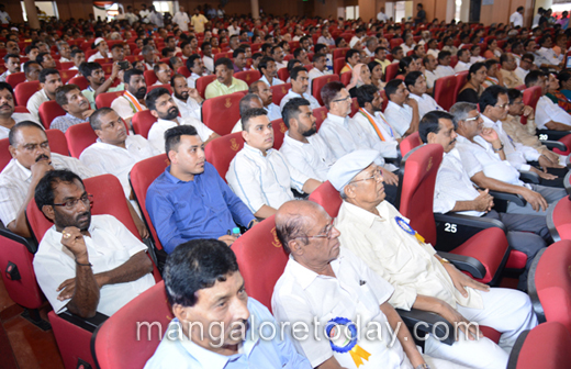 Congress Convention at Town Hall 1